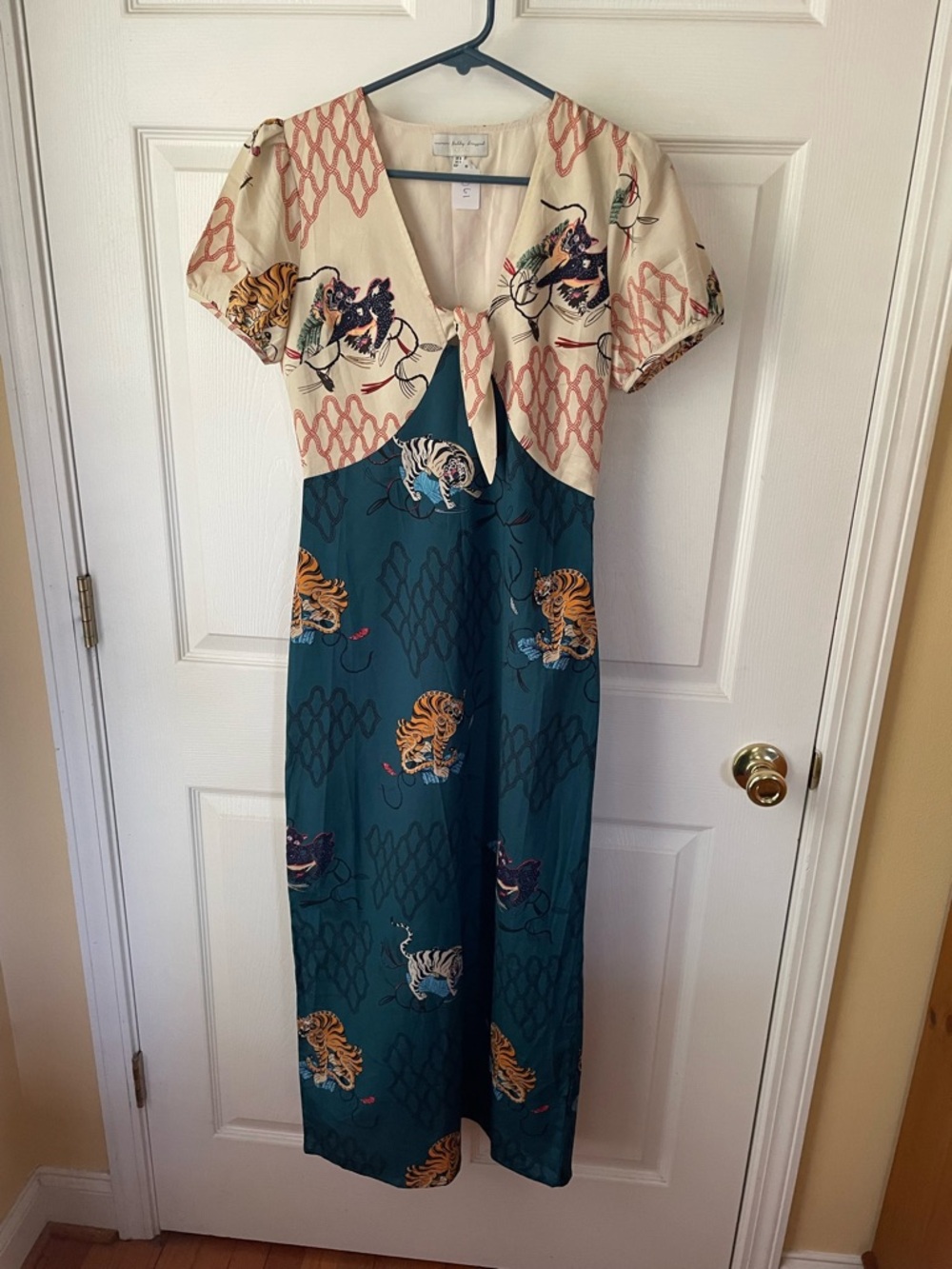 Never Fully Dressed Sheath Dress Size US 4 Tiger Print 🐅✨ Teal & Cream
